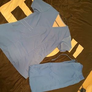 Small scrub set. Barco by Grey’s Anatomy